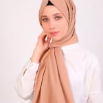 hijab-soie-de-medine-losyana_baytik-noir-2