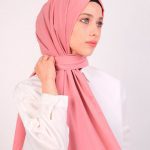 hijab-soie-de-medine-losyana_baytik-noir-2